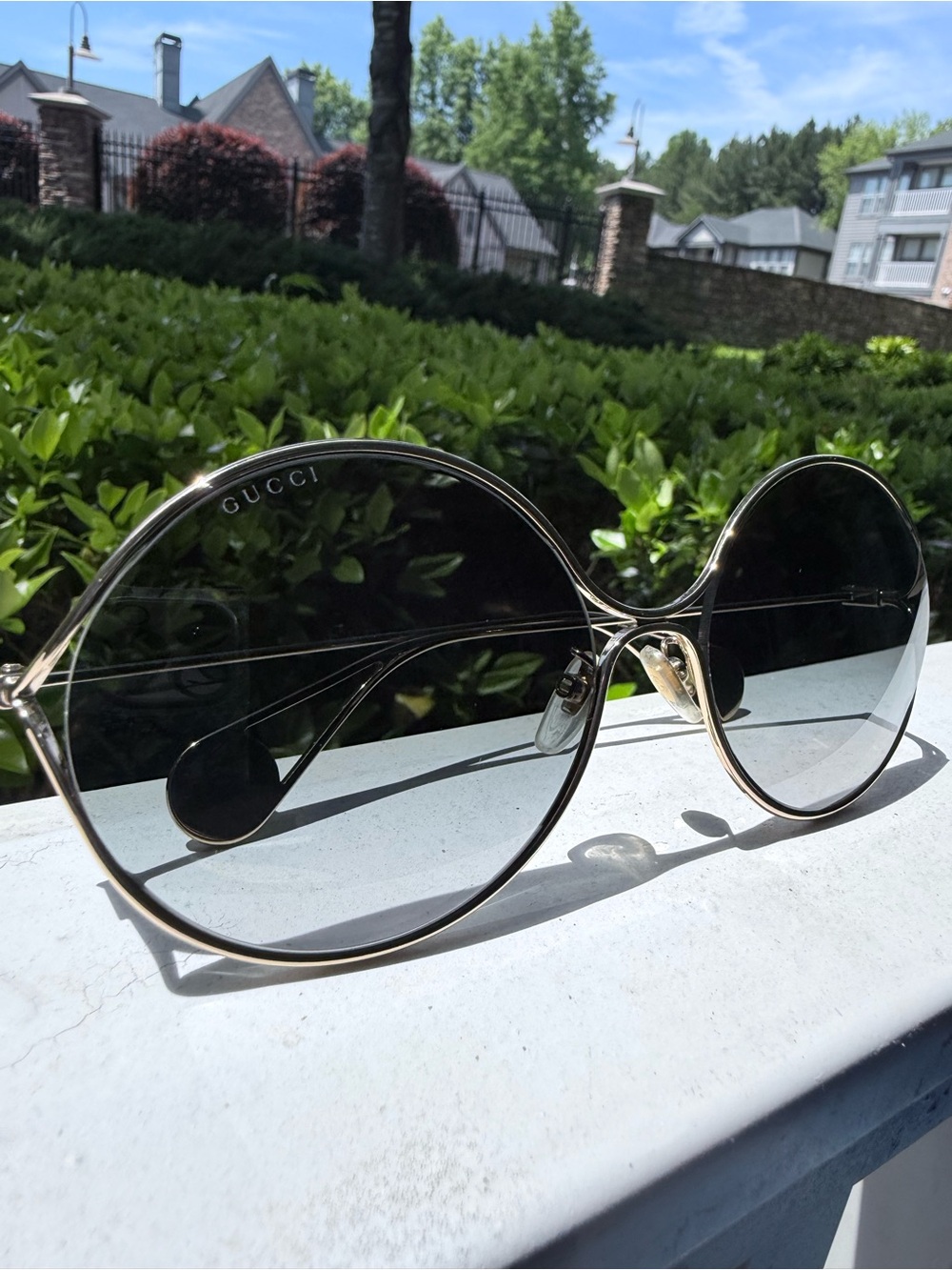Gucci Gold Wireframe Pearl Sunglasses - Picture 2 of 11
